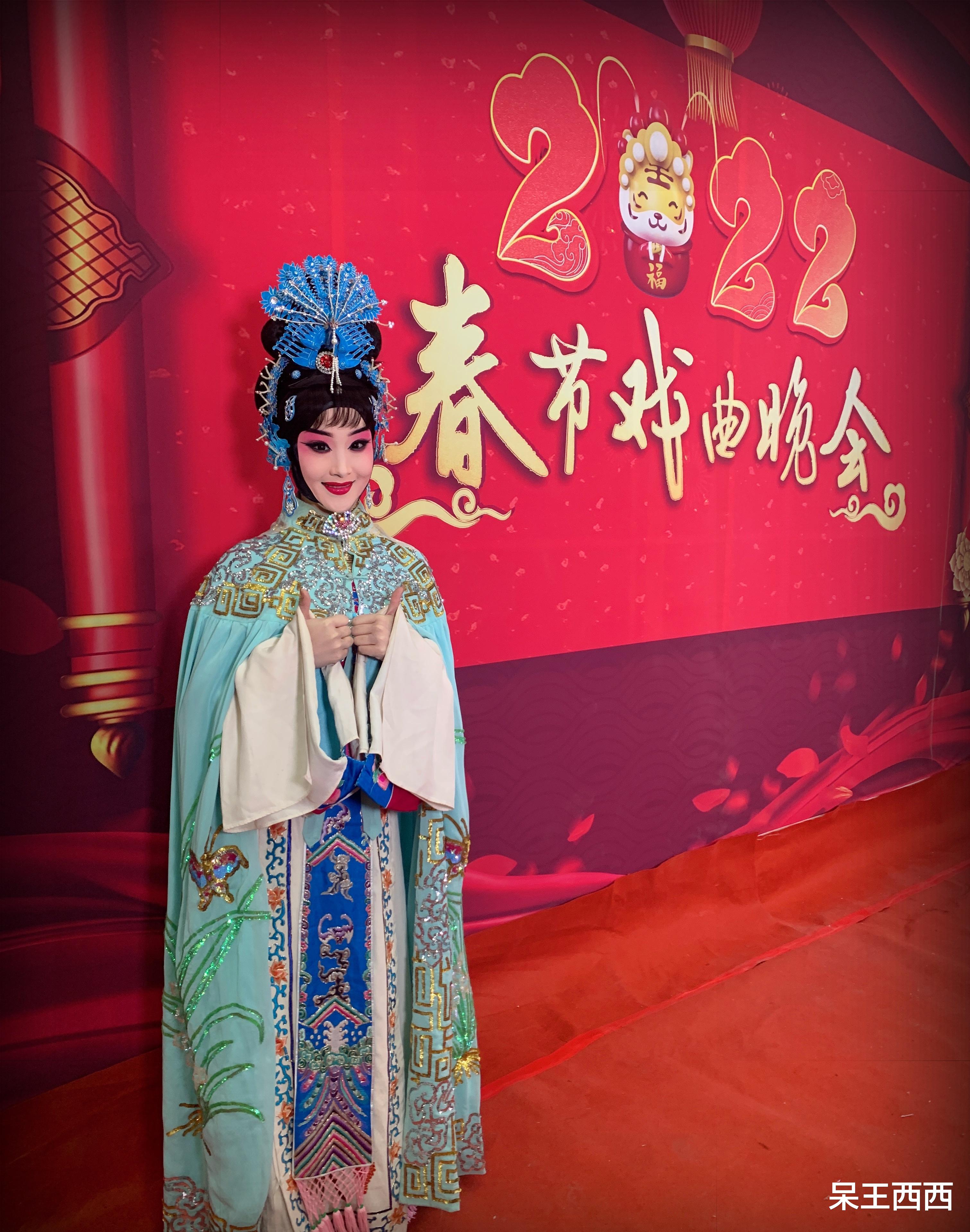 央视|央视戏曲春晚现场照片流出,录制时间长达10小时,嘉宾状态良好