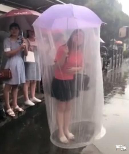 严选|薇娅\＂懒人伞\＂一夜爆红！专治“懒得带伞”“忘记带伞”！