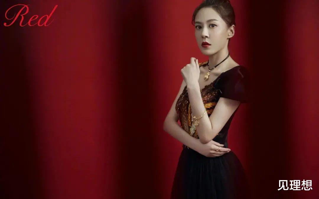 爱情公寓|《爱情公寓》开播12年现状：美嘉直播卖假货，胡一菲变脸认不出！