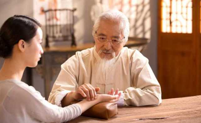 血糖|身体若有5种“异常”，肾或已“透支”，常按太溪穴，养肾回阳