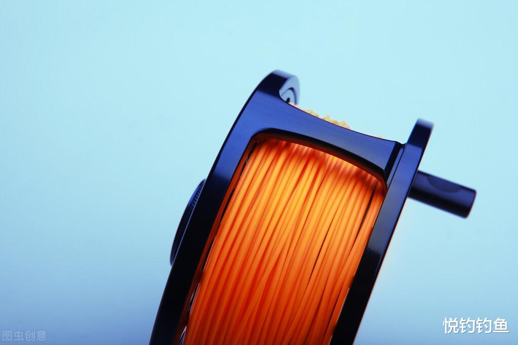 玉米|钓鱼时该如何选择鱼线以及使用时该注意哪些问题?