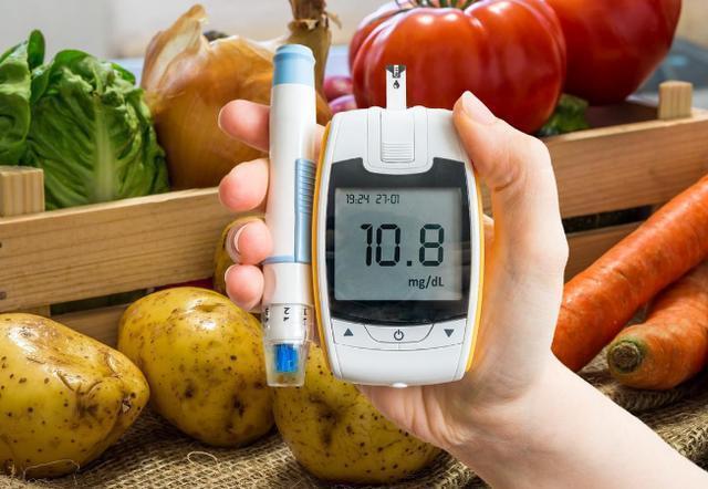 美食轩事|有两种水果或是胰岛素的“激活剂”，血糖偏高的人不妨了解下