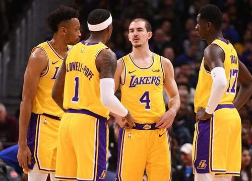 湖人队|湖人大胜夜:多项数据碾压,老詹创纪录+霸气压哨,全队发挥惊艳