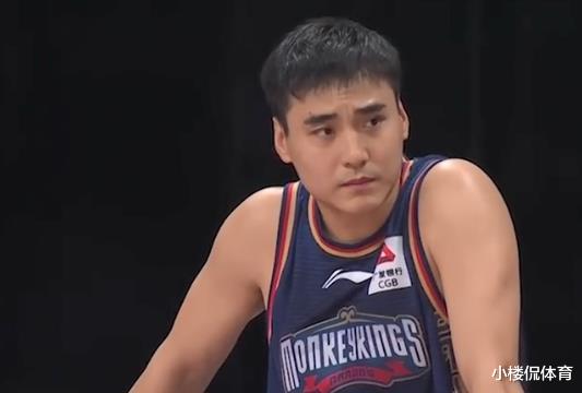 同曦男籃|要打架！三個外援+裁判+萬圣偉，五個人，才拉住他