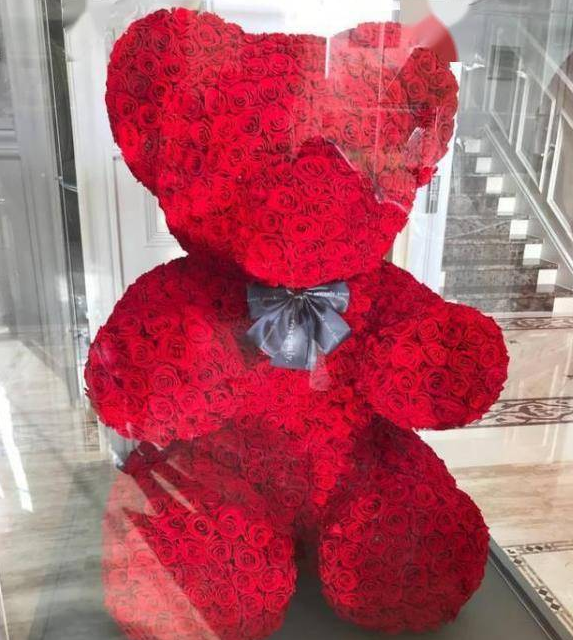 肖战|李湘王诗龄逛街被偶遇，挑万元包显阔绰，母女身材被指虎背熊腰