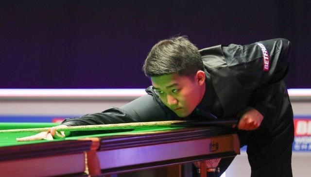 古尔德|5-2到5-8！中国00后小将被打懵，连输六局，想进军世锦赛正赛告急