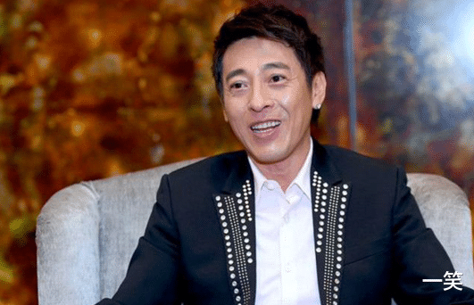 吕颂贤|55岁吕颂贤近况曝光，为爱妻吃素超过20年，坚持丁克享受二人世界