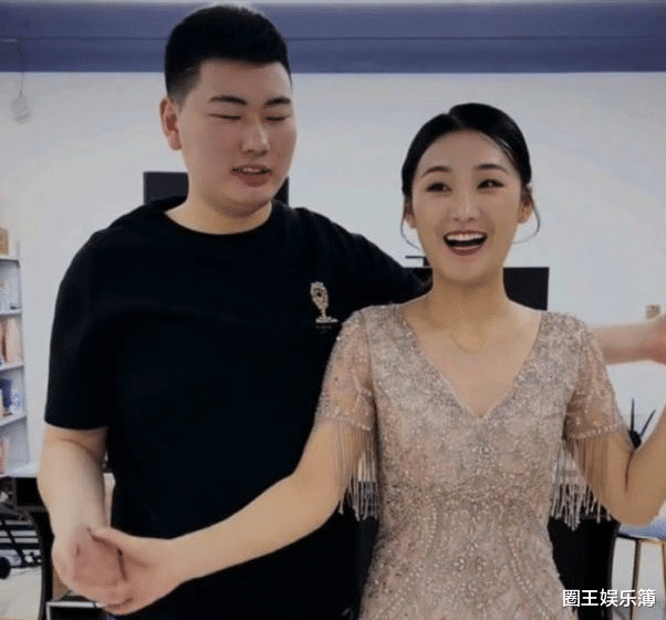 朱之文|没了“大衣哥儿媳”光环，陈亚男复出人气差，删“做慈善”文章