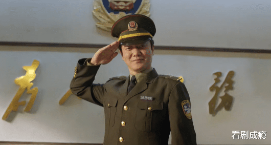 龚俊|悬疑升级！赵丽颖与肖央烧脑对决，《谁是凶手》上映获好评！