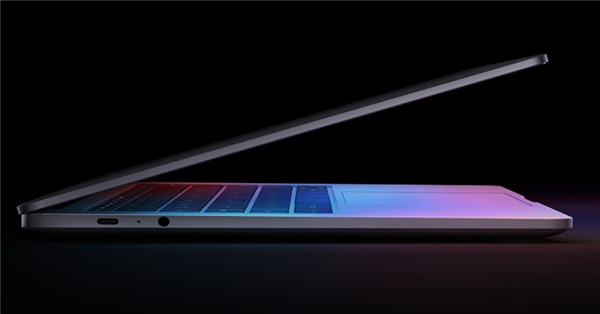 锐龙|全球首款折叠屏笔记本电脑发布，搭载12代酷睿i7低压U