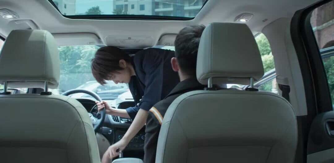 郑恺|郑恺一出手又成就一部烂剧，一集没看完就被尴尬到放弃！