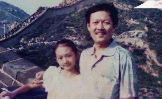 王鸥|王鸥：被亲妈嫌弃34年，深陷“剧本门”中，她是怎么熬到今天的？