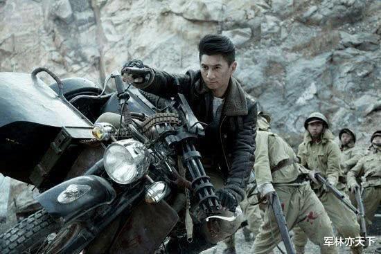 突击再突击|抗日神剧的病还没治好，军旅神剧又来了，动辄打破世界纪录太离奇