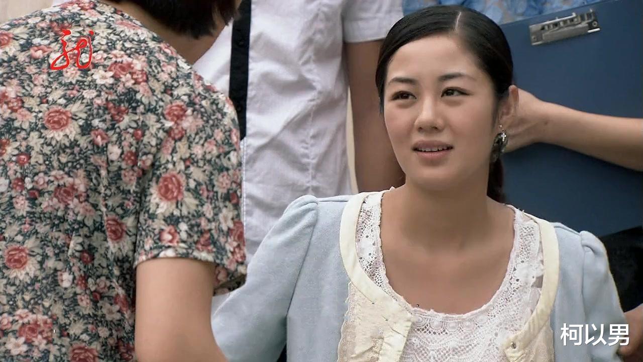 柯以男|26岁嫁富商3年生2胎，“王小蒙”毕畅没有拜过师赵本山用了五年亲手捧红