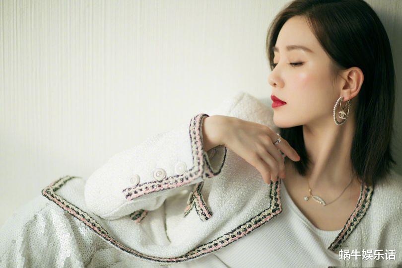 赵露思|李乐嫣为赵露思圈粉，比起虎背熊腰的陈芊芊，赵露思为啥变仙了？