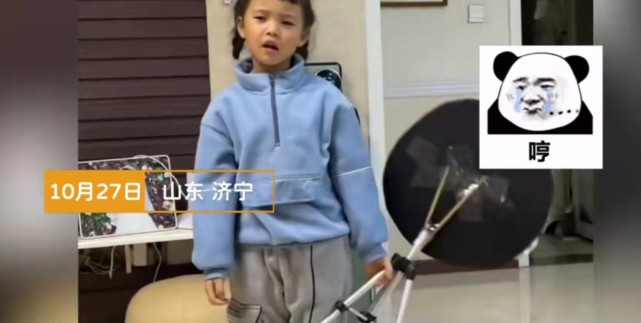 爸爸差点被女儿的礼物送走,网友评论:小棉袄里面有点冷