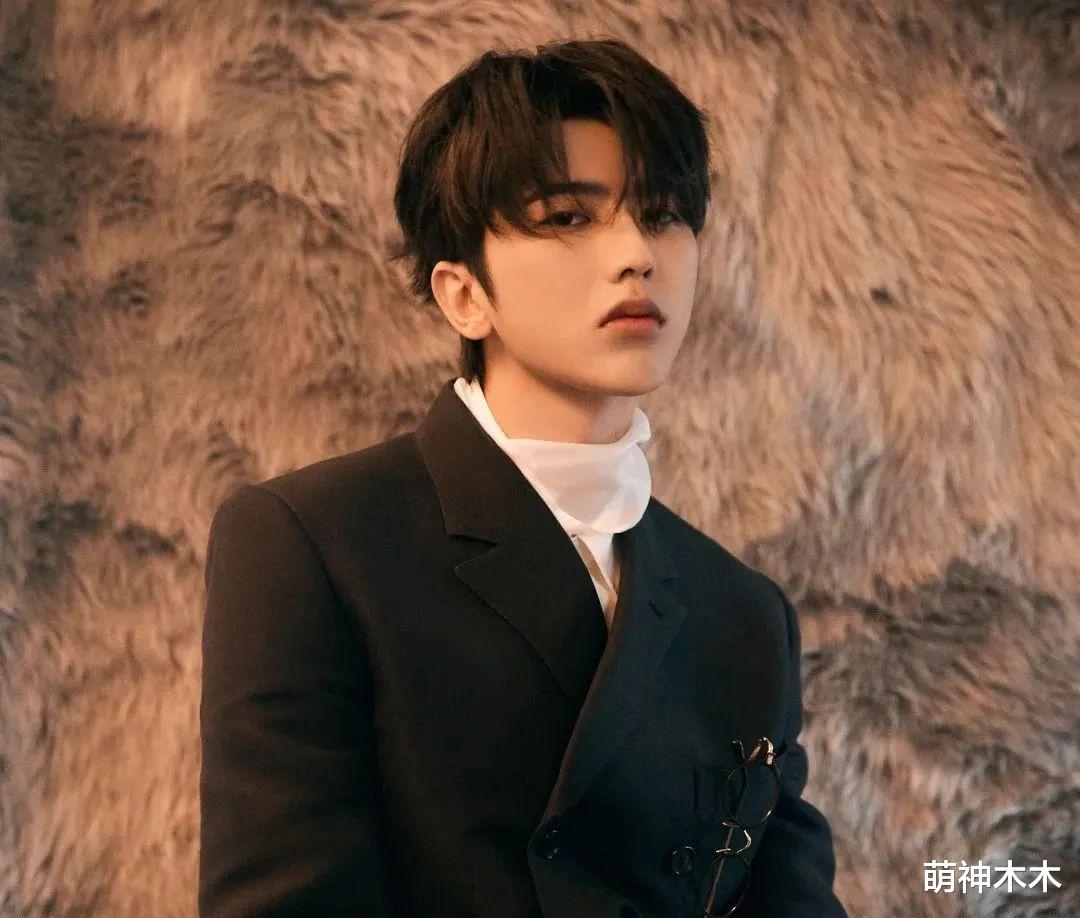 跨年|卫视跨年流量仍是主打：蔡徐坤有望跨三台演出，杨洋热巴合体