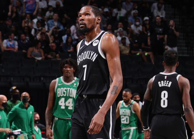 籃網(wǎng)隊(duì)|82+27+10！籃網(wǎng)三巨頭統(tǒng)治下半場，杜登創(chuàng)紀(jì)錄+阿杜墊腳惡犯