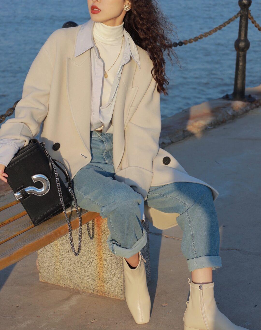 奶豆妈|秋冬季外套怎样穿出层次感？学会这3点，让你跟臃肿造型说拜拜