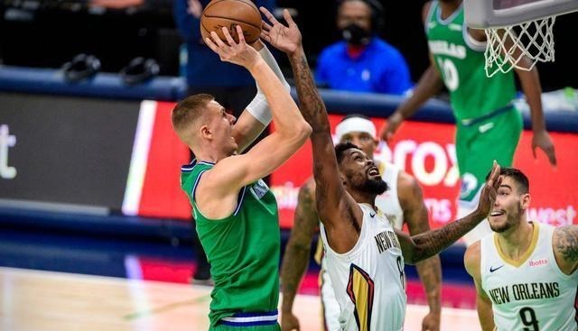 鹈鹕队|79+17+11，3巨头打疯了，锤爆豪强！神塔满血归来！黑马力压湖人