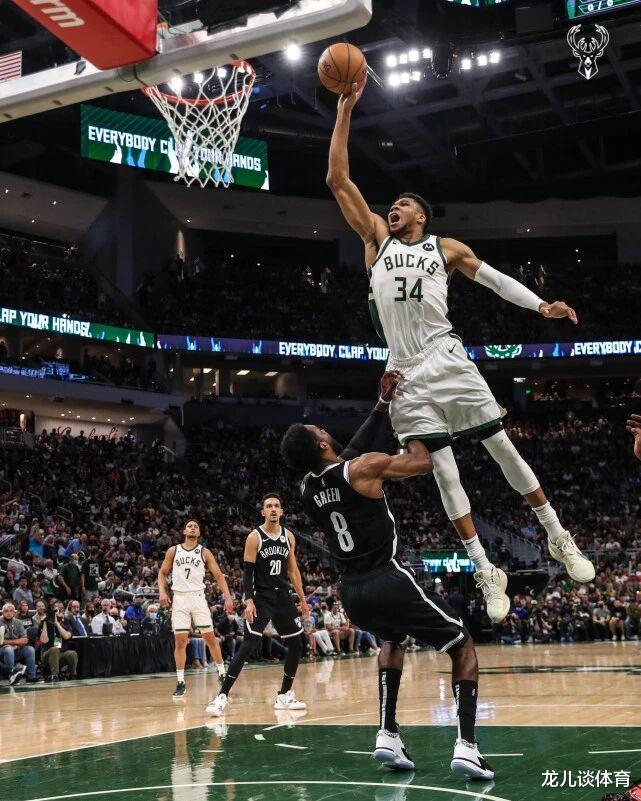 凯文·杜兰特|塔克防守杜兰特是强硬还是脏？柯凡：他是弄死杜兰特的犯规动作啊