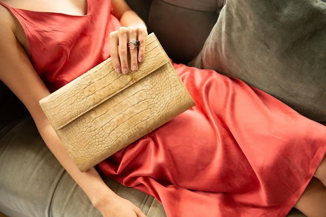 |纯素皮革出圈了 | 芒果灯具、蘑菇皮包、菠萝鞋！