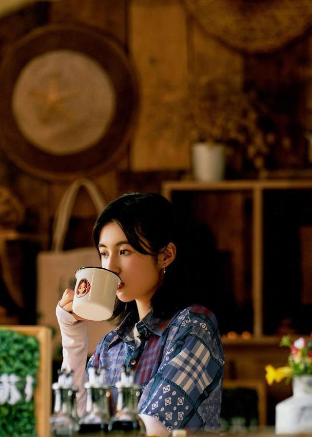 短发|脱胎换骨，剪了短发更好看的美人，你们真的是同一个人吗？