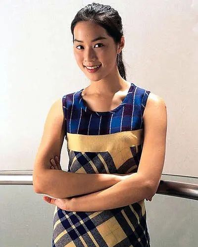 徐子淇|她被誉为“生育机器”，李家诚花10亿把她娶回家，8年生了4个孩子