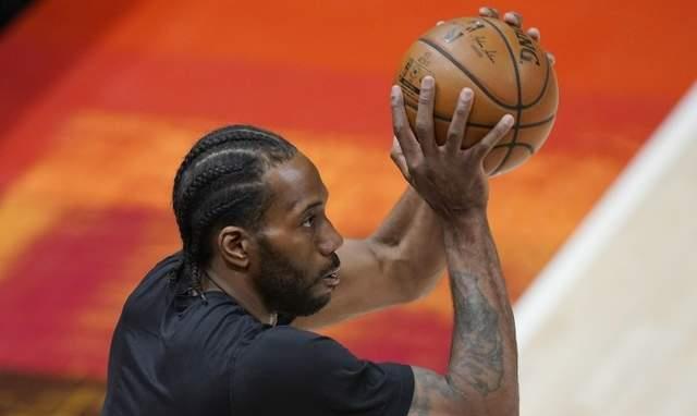 颜家欣说情感|夸大其词！詹黑：卡哇伊的中距离跳投最接近乔丹，甚至比科比还好