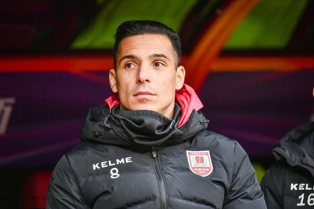 北京國安|再見費爾南多！北京國安不慣巴西外援臭毛病，簽下中甲鐵腰代替他