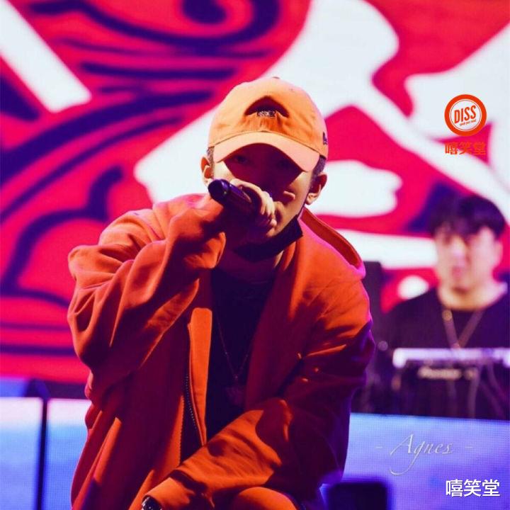 who is the best|这波直接乱杀？那个男人发歌《WHO IS THE BEST》炮轰颁奖典礼