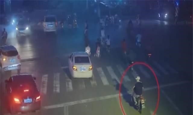 贯丹萱 有夫之妇招惹两名男子 事情败露引祸端 情人被杀她被迫亡命天涯