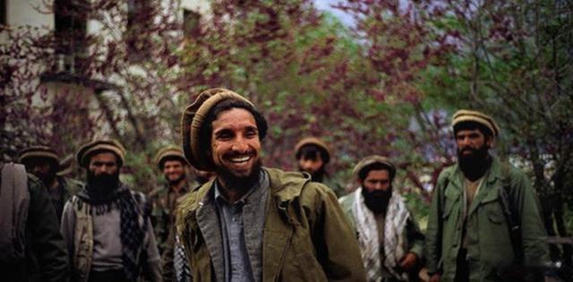 阿富汗|阿富汗游击战大师曾仔细学习中国革命史：2001年9月9日马苏德遇刺