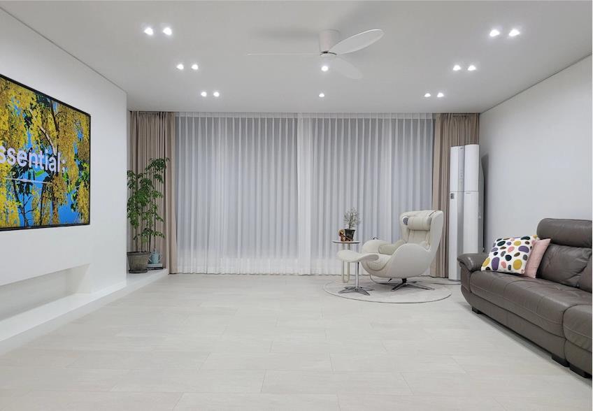 156㎡二手精装房完成蜕变，将简约风贯彻到底，清爽干净越看越喜欢