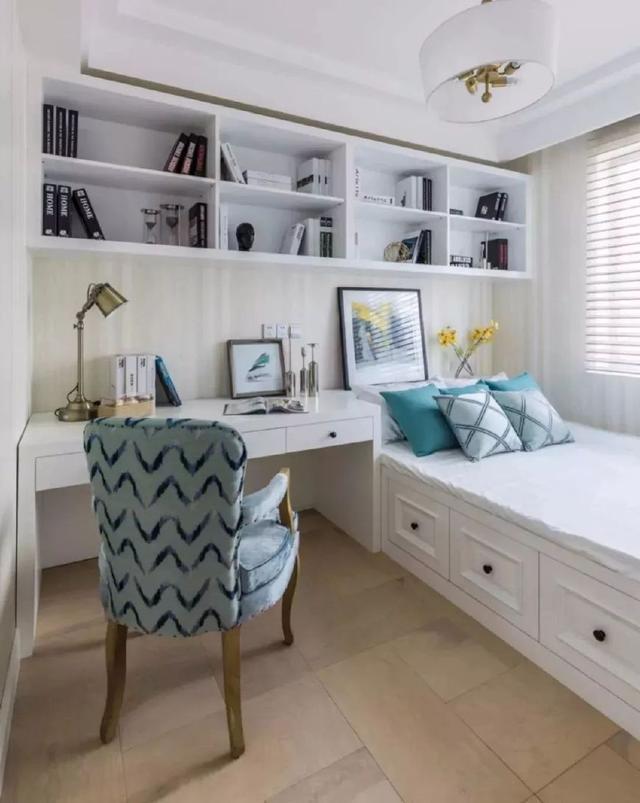 榻榻米|房间小,就别再买床了,这样装一间等于两间房!