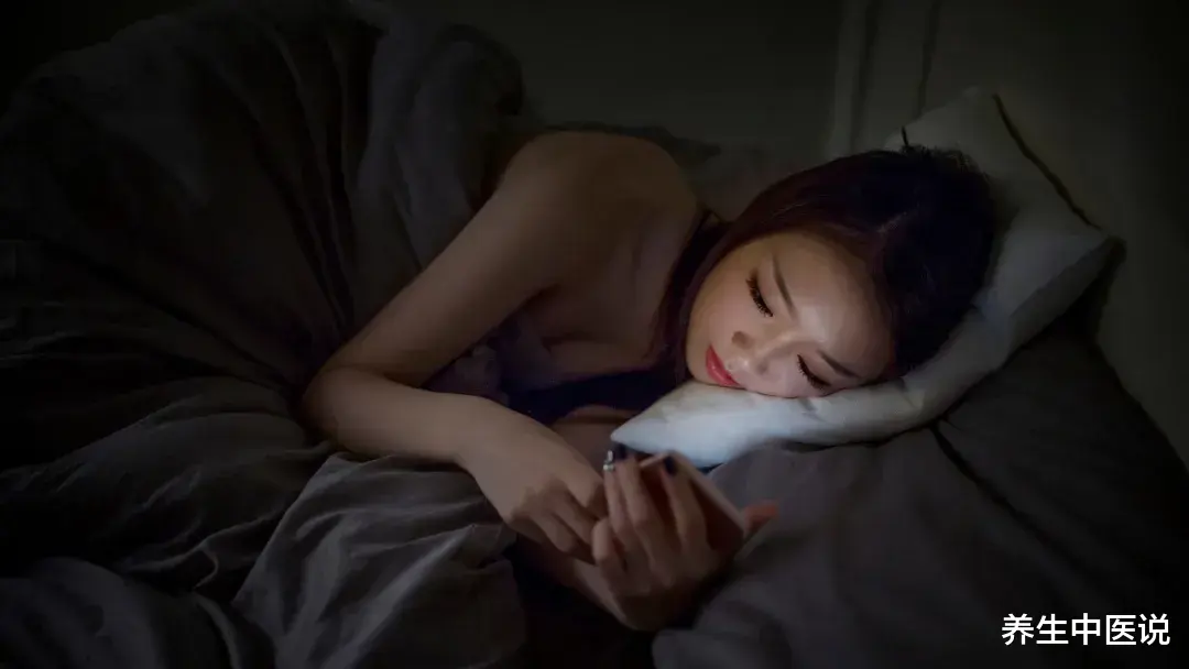 养生中医说|失眠“帮凶”找到了!抓住“偷走”睡眠的5种食物,让你一觉到天亮!