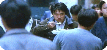 张艺兴|为什么现在大部分影视剧中的年轻人，看起来一点都不接地气？