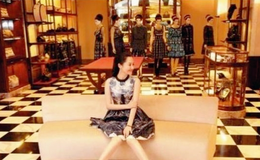 许晴|京圈五大土豪，京圈公主许晴挥金如土，低调董子健更是花钱不眨眼