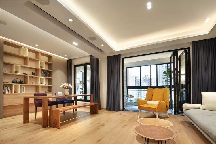 133平的原木简约风二居室,空间宽敞舒适也很有档次