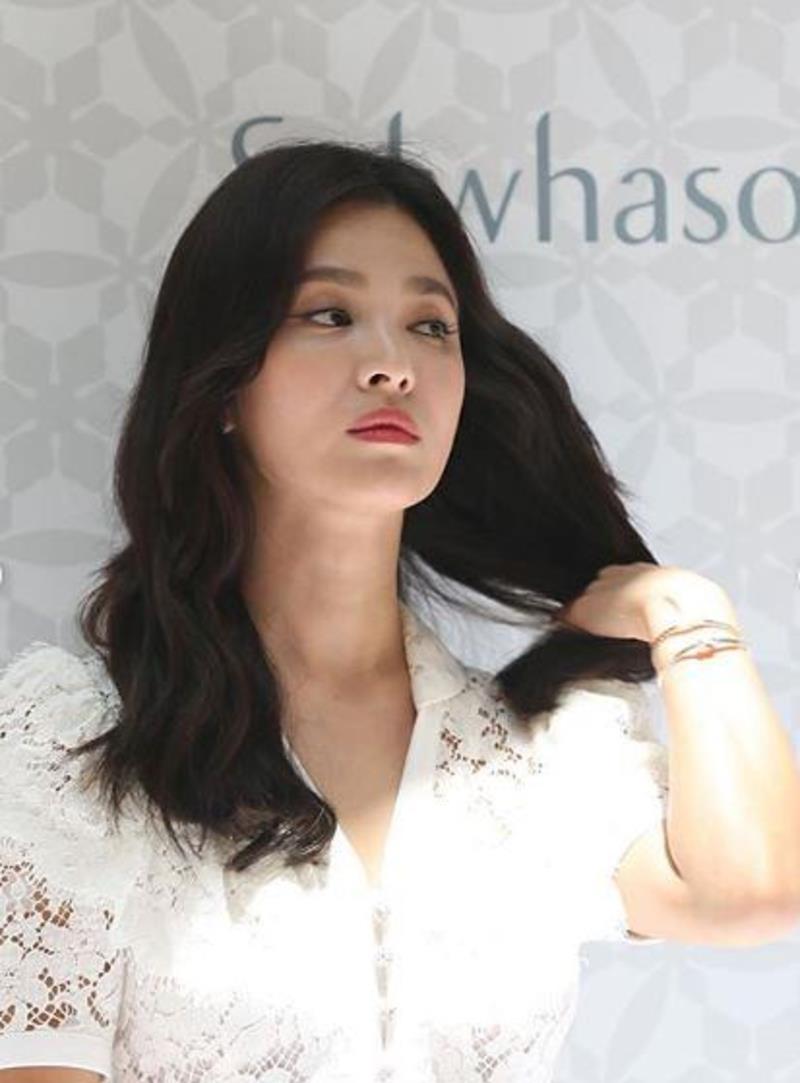 宋慧乔|宋慧乔坚持赞助的男人是谁？这位女神有时很执着