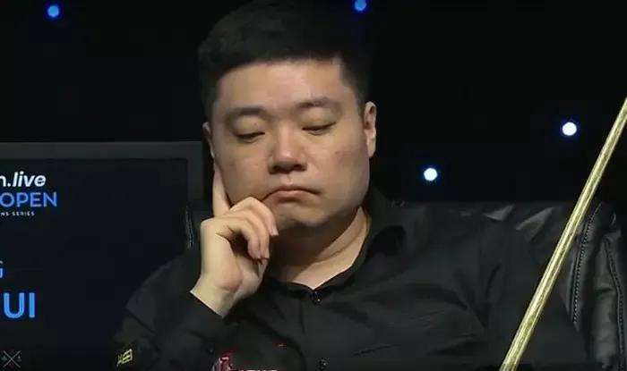 丁俊暉|25位中國(guó)選手報(bào)名！奧沙利文棄賽，丁俊暉世界排名下滑首輪遇強(qiáng)敵