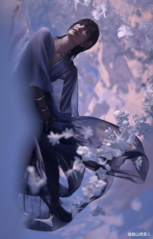 李冰冰|?49岁李冰冰也太敢剪头发了，网友直呼：气质大变差点认不出