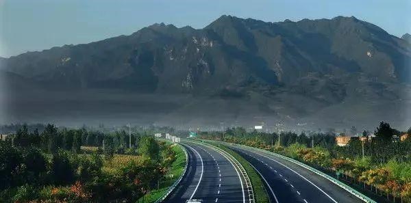 车马时光漫漫远 广西投资117亿建设一条高速,全长约80公里,未来对接广东