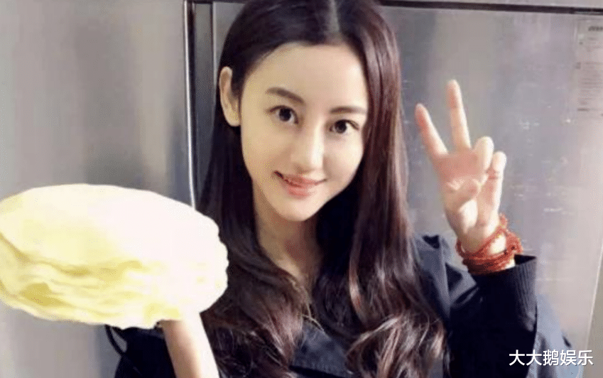 徐婷|被全家8口吸血5年，全身溃烂死在医院，徐婷到底经历了什么？