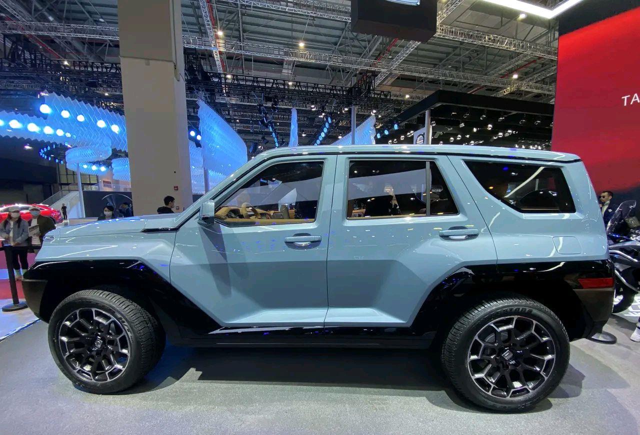 装记 坦克700又要火了,预售4天订单破3万,仅30万就有百万档次