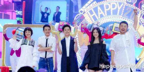 快乐大本营|《快乐大本营》签约新主持，期限长达5年之久，还是来自偶像男团