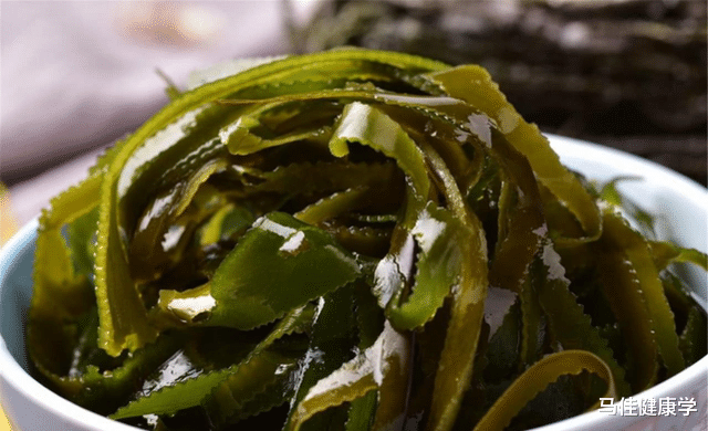 甲状腺结节|转告家人:查出甲状腺结节,宁愿挨饿也别碰“3物”,建议忌口