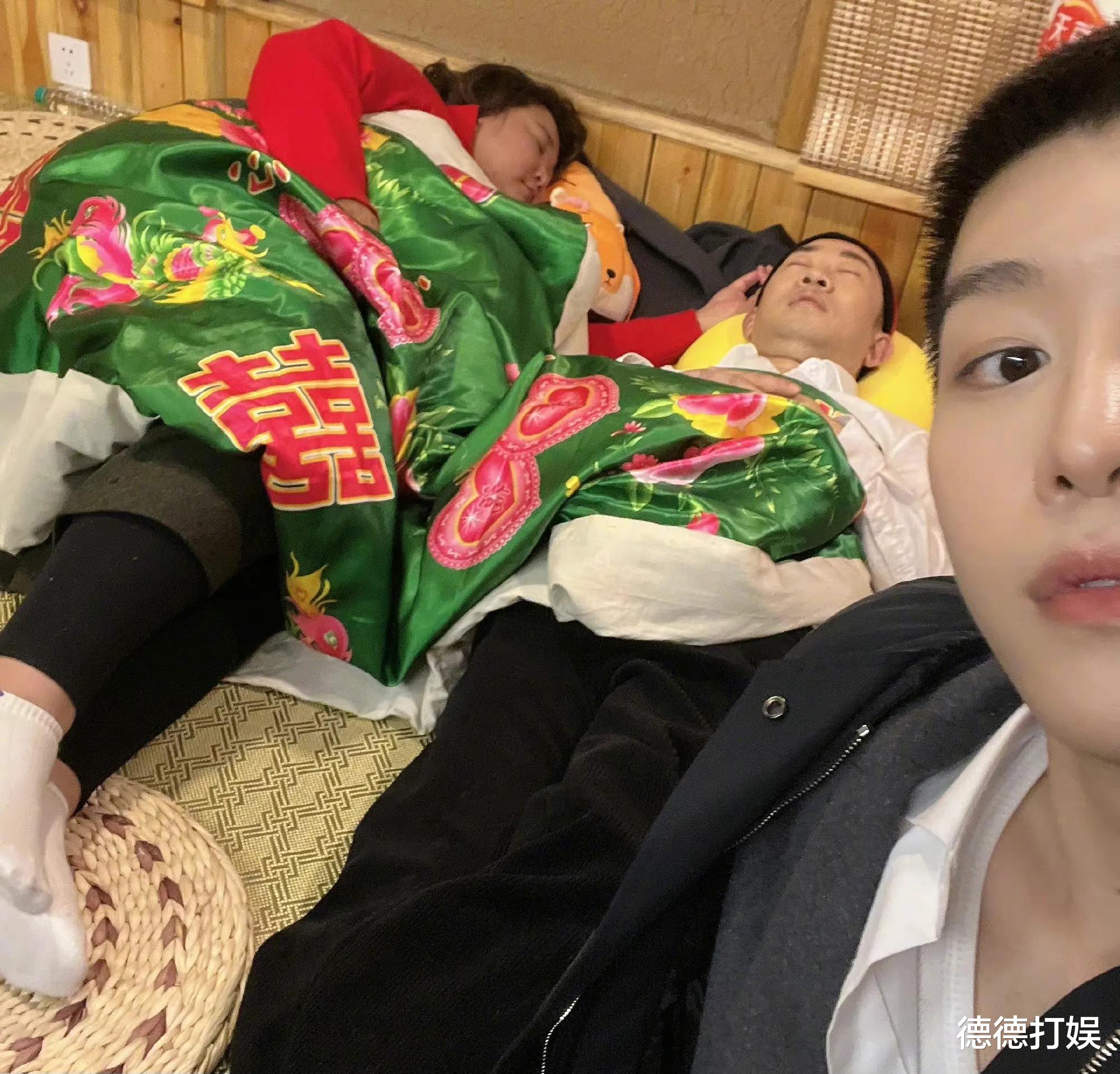 范丞丞|范丞丞镜头下不止有风景还有杨迪，贾玲和杨迪同睡一张炕照片稀出