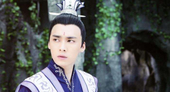 李易峰|《镜双城》定档,李易峰再挑古偶大梁,能否再创《青云志》佳绩?