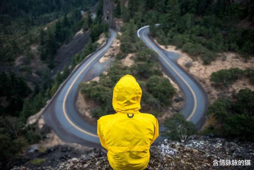 跳槽|大好的机会摆在眼前，究竟要不要跳槽？要警惕职场“窜天猴”！